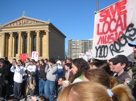 protestival_crowd.jpg