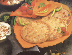 AalooBharayParathayB.jpg