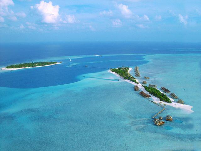 island1.jpg