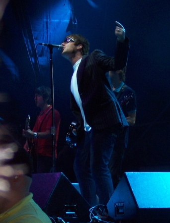 2005-06-25-oasis-1.jpg